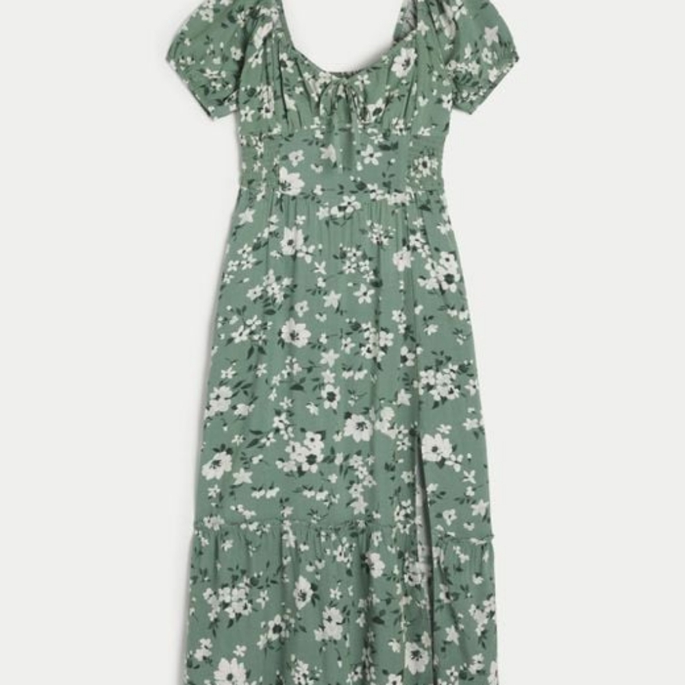 Hollister Sofia Side-Smocked Midi Dress COLOR: GREEN FLORAL SIZE: M Petite
